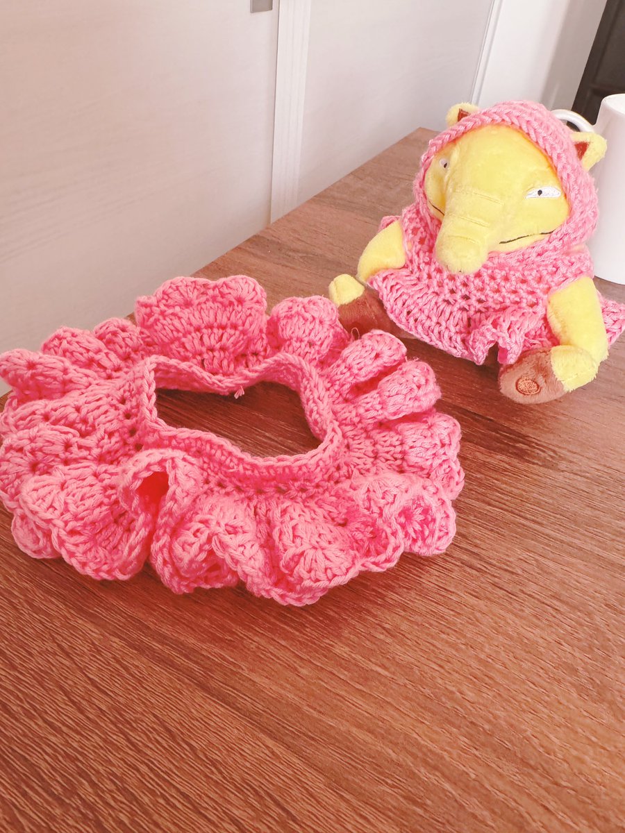 kanata72722's tweet photo. 明日のお出かけ用に作ったけど
最初に作ったの大きすぎたね🥰

ちょうどいいピンクのお洋服は好きかい？
お出かけして🍑食べに行こうね〜🥰 https://t.co/bzfSzBX0WS