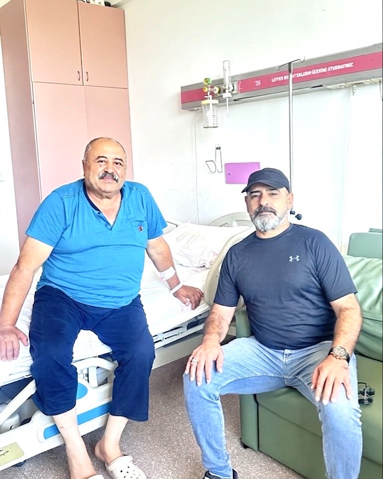 Celalgoger's tweet photo. Önceki dönem Ak Parti Fethiye İlçe Teşkilat Başkanımız Sn. Ramazan Çetin beyi geçirmiş olduğu rahatsızlık nedeniyle,
Tedavi gördüğü Devlet hastanesinde ziyarette bulunduk,
Kendisine Allah’tan acil şifalar diliyoruz,
İnşallah en kısa sürede sağlığına kavuşur.
@rterdogan 
@akparti 
@abuyukgumus 
@eyupkadirinan