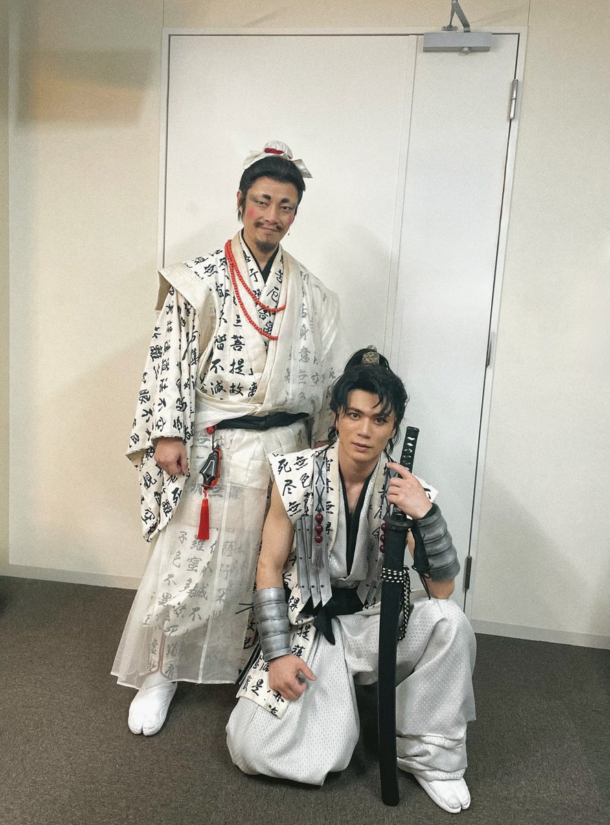 ORANGEJIN's tweet photo. 舞台『HiGH&amp;LOW THE 戦国 外伝』

東京全18公演を終えました！
期間中支えてくださった全ての皆様へ
心からありがとうございます。

いただいたご声援を力に変えて、大阪愛知公演もしっかりと戦ってきます。
#ザ戦外伝 https://t.co/8Ve4PHd85N