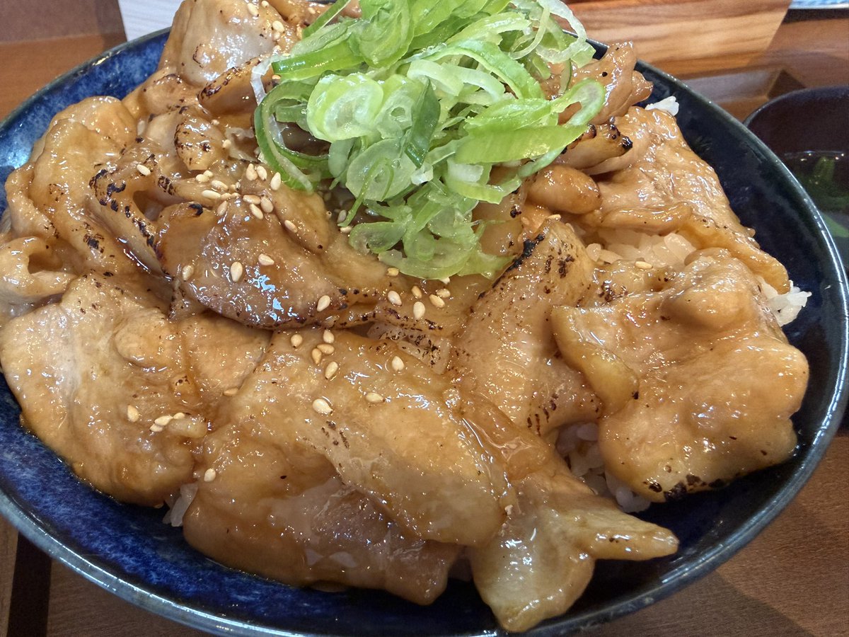 krd___s's tweet photo. 衝撃よ https://t.co/Y9dry4wKhW