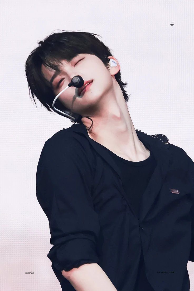 itsyuyaaa_'s tweet photo. Pensi ajalah jadi Rp TWS, mau ganchar jadi RP Twice biar di akui GANTENG

capek jadi shinyu dikatain cantik Mulu 😭 gua ganteng Weh 😎 https://t.co/TVzS9Y9yI2