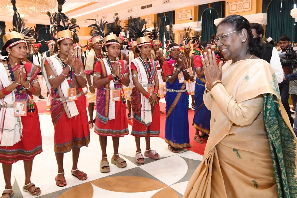 rashtrapatibhvn's tweet photo. A delegation from Bastar Mandal comprising winners of Bastar Pandum 2026, Pargana Manjhi and Chalaki of Bastar and Padma awardees, called on President Droupadi Murmu at Rashtrapati Bhavan Cultural Centre.
The President felicitated the members of the delegation and interacted with them. Union Minister for Home Affairs and Cooperation, Shri Amit Shah, Chief Minister of Chhattisgarh, Shri Vishnu Deo Sai and other dignitaries were present on the occasion. 1/2