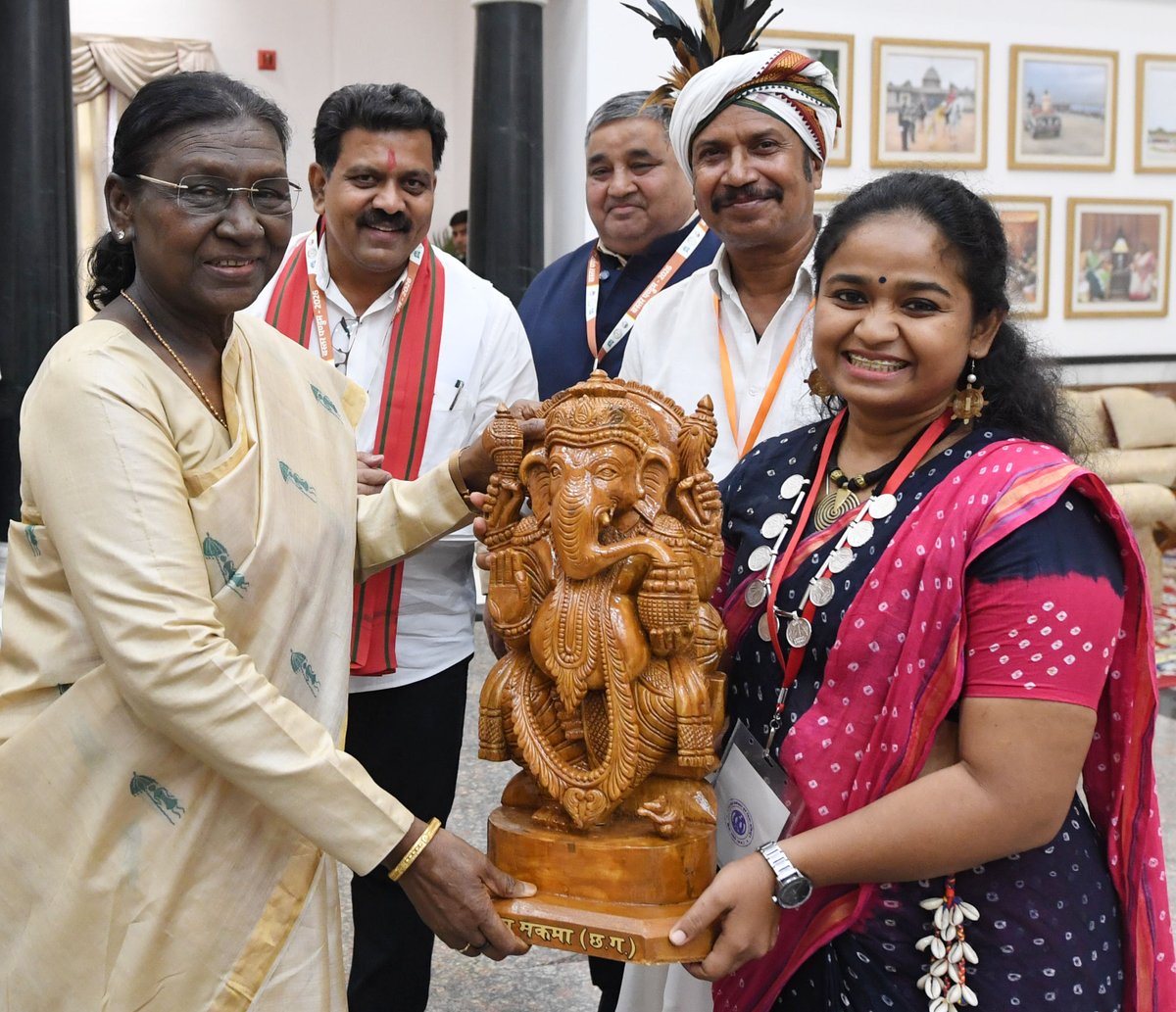 rashtrapatibhvn's tweet photo. A delegation from Bastar Mandal comprising winners of Bastar Pandum 2026, Pargana Manjhi and Chalaki of Bastar and Padma awardees, called on President Droupadi Murmu at Rashtrapati Bhavan Cultural Centre.
The President felicitated the members of the delegation and interacted with them. Union Minister for Home Affairs and Cooperation, Shri Amit Shah, Chief Minister of Chhattisgarh, Shri Vishnu Deo Sai and other dignitaries were present on the occasion. 1/2