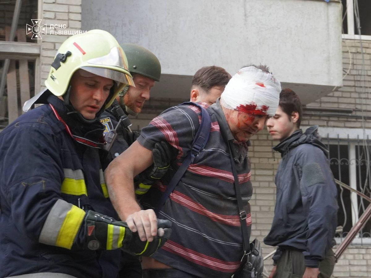 HavryshkoMarta's tweet photo. "Are you alive?" I ask my sister in Lviv today.

"Are you alive?"
That's how I begin every call to her after every Russian missile attack.

Every single time.

I am exhausted by having to start every conversation by finding out whether my sister and her children are still breathing.

I am exhausted watching Zelensky, an arrogant president with a messiah complex, continue to escalate a war while lacking the means to shield his own people from Russian ballistic missiles.

I am exhausted listening to generals and war propagandists who speak of reclaiming Donbas while speaking about its people in derogatory terms.

I despise politicians who never stop preaching patriotism and self-sacrifice while hiding their own sons abroad to keep them out of the military and looting the public treasury. 

This blood-soaked project serves the interests of the merchants of death, while working-class Ukrainians remain its hostages.

It has to end.

Stop manufacturing heroes. Start saving lives.

Glory to Peace and Humanity.
