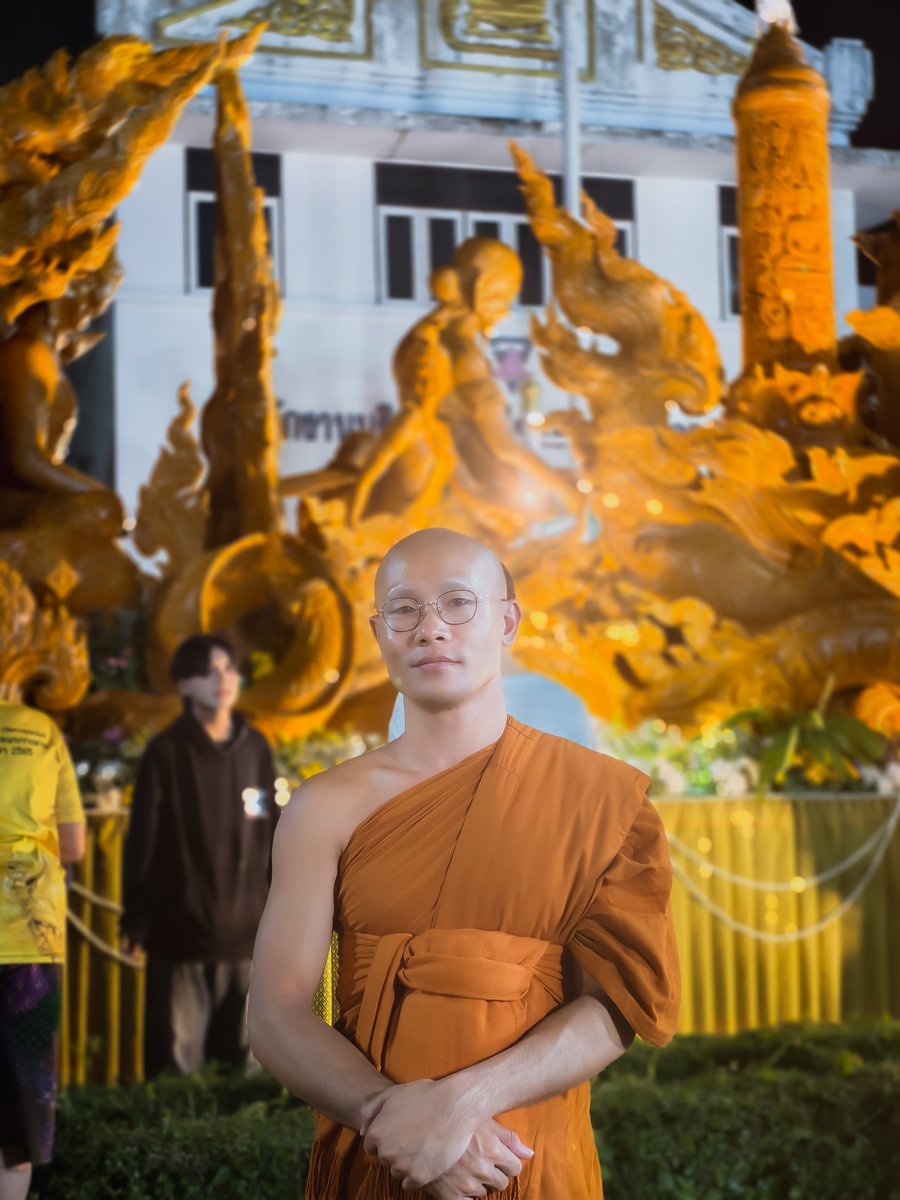 Bas27Phetruchic's tweet photo. #งานแห่เทียนพรรษาอุบลราชธานี 🕯️🤍💛 https://t.co/mxip6OuTzK