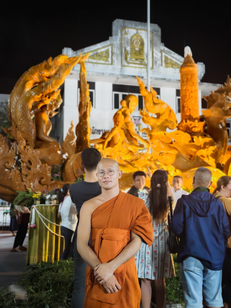 Bas27Phetruchic's tweet photo. #งานแห่เทียนพรรษาอุบลราชธานี 🕯️🤍💛 https://t.co/mxip6OuTzK