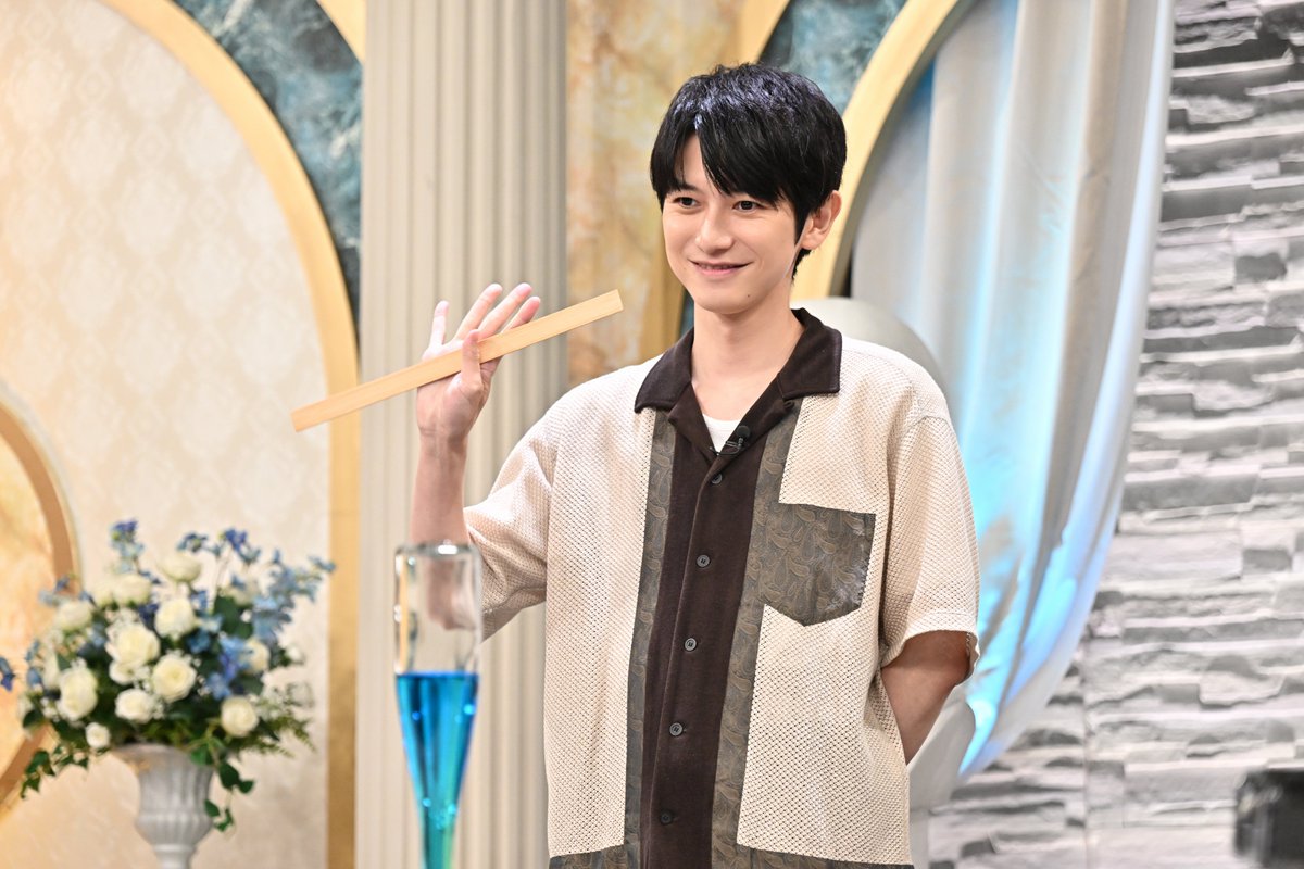 thetvjp's tweet photo. #SnowMan が #佐野勇斗＆#本郷奏多 と
「10人連続完コピチャレンジ」第4弾に挑戦

「スリッパ蹴り上げキャッチ」など
新たなチャレンジも

＜#それスノ＞

▼記事の続きはこちら
https://t.co/cWbua3UfgO

@sore_snowman https://t.co/0q71BRkyNQ