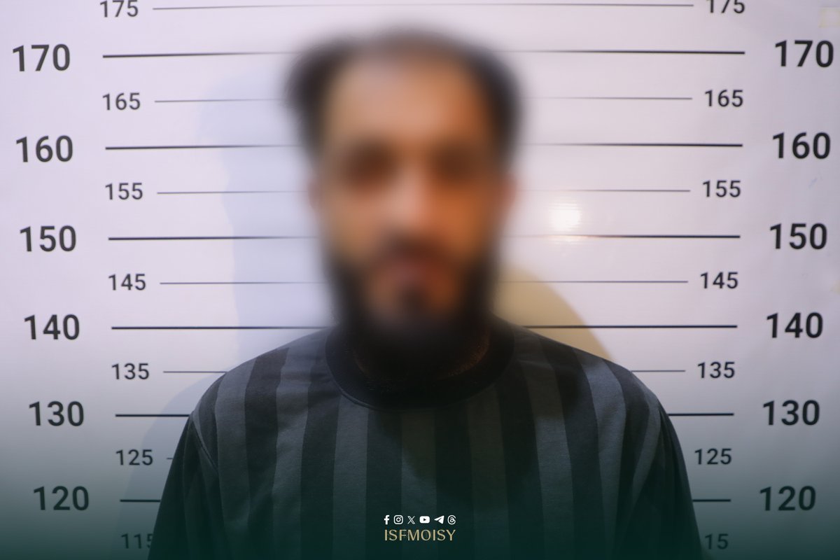 ISFMOISY's tweet photo. بعد عمليات رصد ومتابعة دقيقة، تمكنت قوى الأمن الداخلي في محافظة الرقة من إلقاء القبض على المدعو (م. ح)، المتورط في قضية قتل سابقة أثارت الرأي العام بعد انتشار مقطع مصور يوثق الجريمة على مواقع التواصل الاجتماعي. https://t.co/NRroa1BSEJ