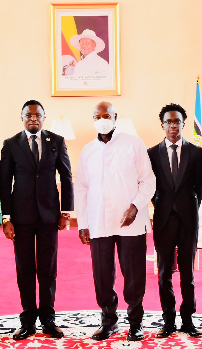 AbabuNamwamba's tweet photo. Held cordial talks with His Excellency @KagutaMuseveni President of the Republic of Uganda, as I presented my Letters of Credence at State House, Entebbe.

Our discussions centered on accelerating regional integration and ending the culture of protectionism by allowing free, unfettered movement of people, goods and services across the East African Community (EAC), for the shared prosperity of all the peoples of the region. I pledged to prioritize commercial diplomacy, sustainable use of Lake Victoria as a shared resource, and the use of Sports and Cultural ties to promote people-to-people diplomacy. Am proud to have played a  pivotal role in delivering the East Africa Pamoja Africa Cup of Nations 2027 to the EAC region for the first time in history.

Uganda is Kenya’s most important bilateral partner on multiple fronts, including trade and cooperation in regional peace and security. I have every intention of further augmenting this special relationship during my tour of duty as High Commissioner Extraordinary and Plenipotentiary of the Republic of Kenya to the Republic of Uganda.