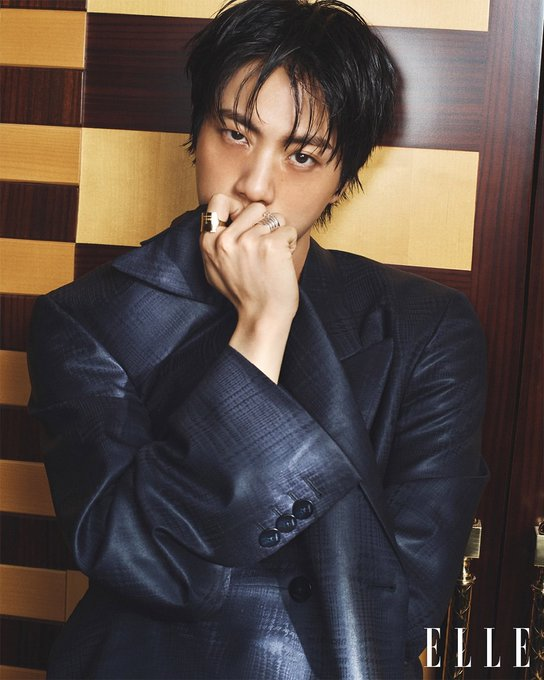 _Kpop_Stats_'s tweet photo. #JIN of #BTS for ELLE Korea. https://t.co/7mWM8XL9Ck