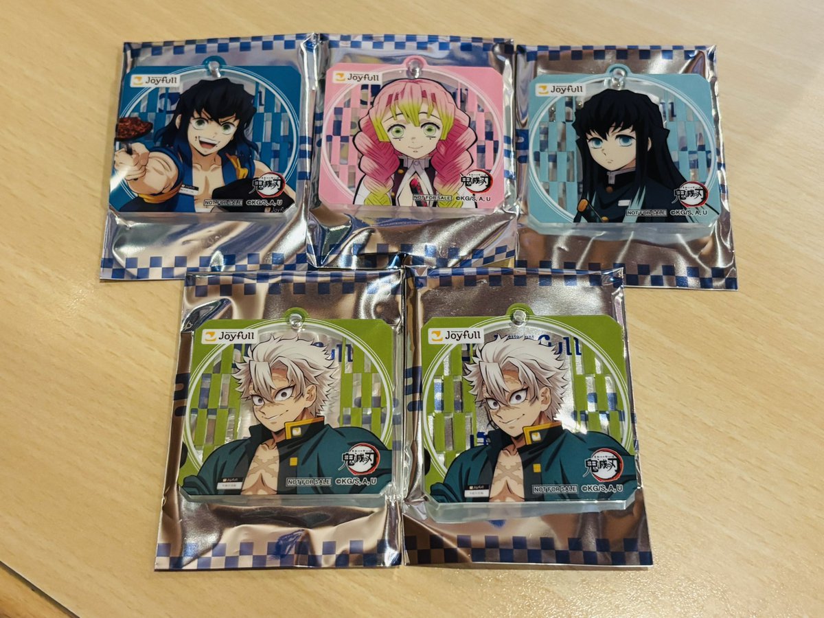 mayurin74's tweet photo. 【交換】鬼滅　ジョイフル　アクリルキーホルダー

譲)伊之助、蜜璃、☆無一郎、☆実弥2

求)同種 煉獄、炭治郎

☆は煉獄との交換のみ、まとめての方優先させていただきます。
只今ジョイフル八潮店におります。
後日都内手渡し、郵送可能です。
お気軽にお声がけください。 https://t.co/XGJTtvKokL