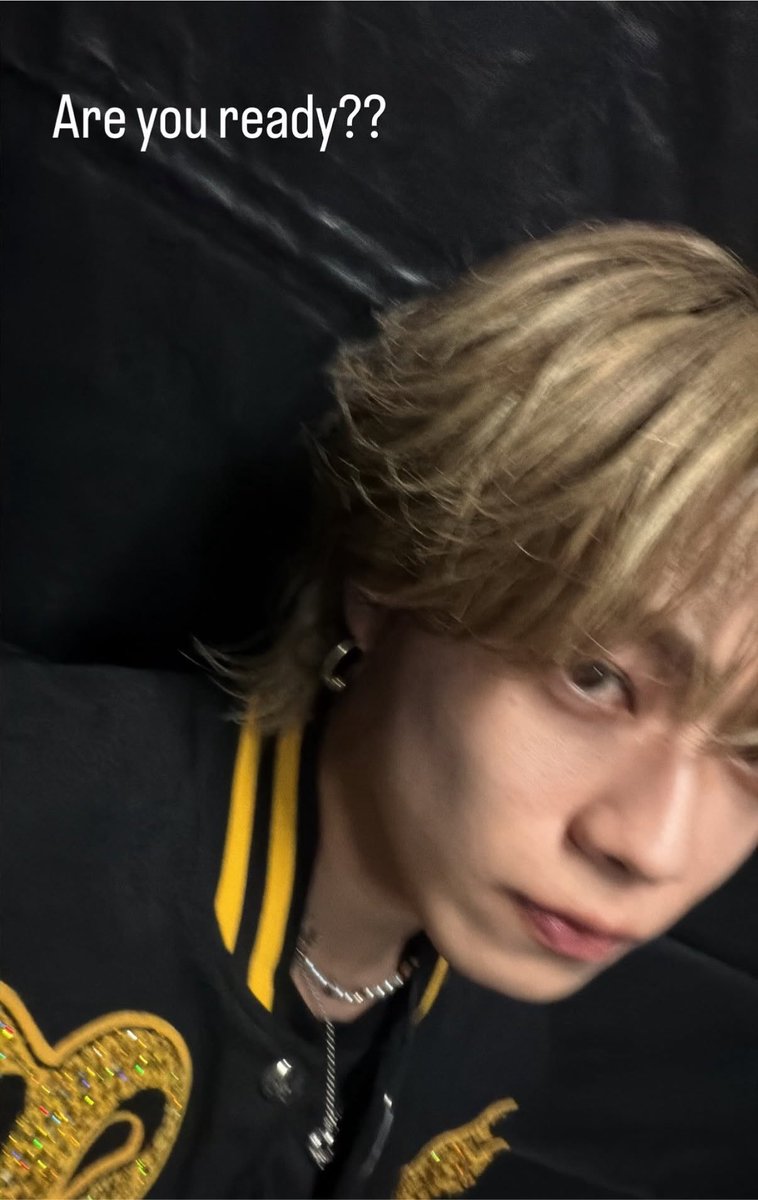 com__1126's tweet photo. 開演直前のストーリー 『Are you ready？』

←今日　　　　2年前→

 #コムドット  #コムドットやまと  #CDF  #CDF2026 https://t.co/iSESgOofSA