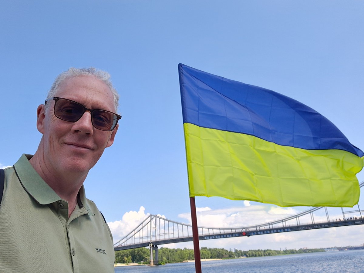 Purcellius's tweet photo. Information manipulation is one of three reasons putin keeps power; lies, money, and military. 

Remove any one of these and the regime will implode.

[The collective West can do a lot more to limit putin's massive investment in information manipulation.] https://t.co/oTalaysWN6