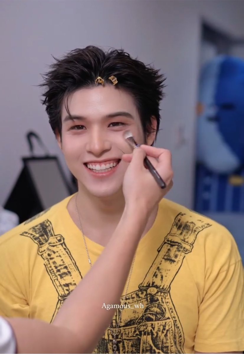 mixch_carbonara's tweet photo. เงาข้างหลังหน้าเหมือนสกายหมดเลย55555555 https://t.co/yc3En10x5r