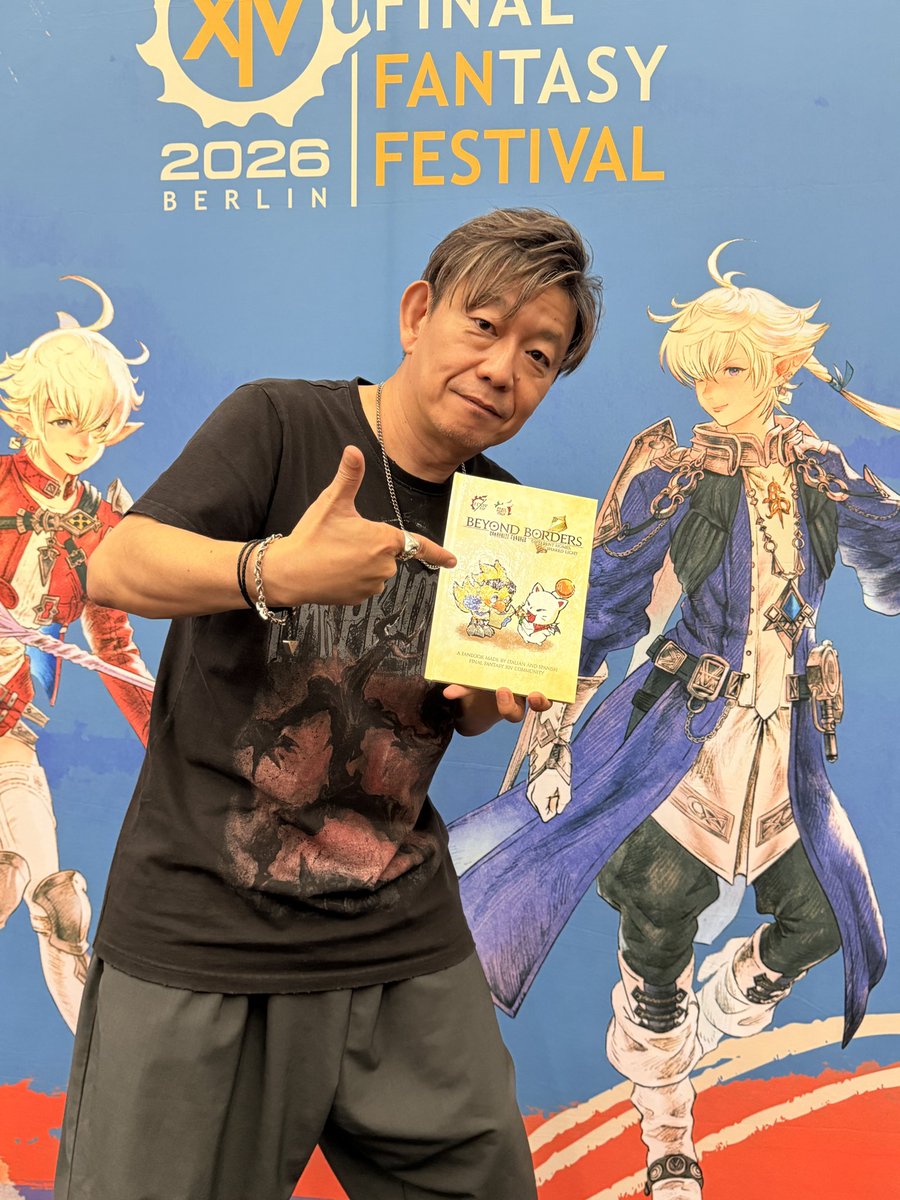 GamerDex_83's tweet photo. Oh and.. by the way we Made it!
We gave Yoshi-P our present. An italian and spanish speaking community fan book called Beyond Borders!
More info here: @XIVPartyItaly 

@FF_XIV_EN @ChocoFeru #ffxivfanfest https://t.co/RKqPqQejiq
