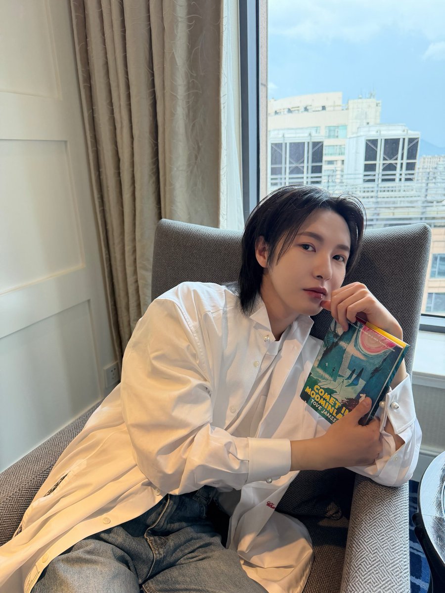 renj3un's tweet photo. é muito triste que um dia eu vou morrer e nunca vou ter conhecido o renjun pessoalmente https://t.co/5uWf0wiWWO