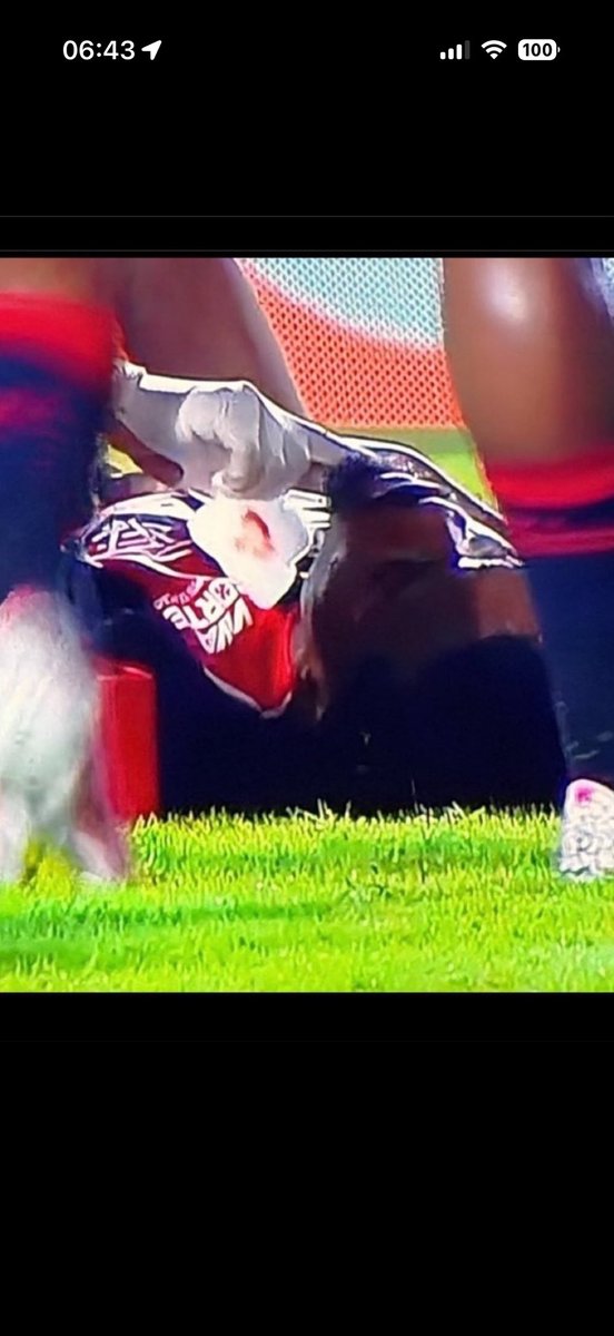 alan__math's tweet photo. @JksMac8899 @futebol_info vdd, esse sangue ai é menstruação de sua mae https://t.co/0xk4DawKqN