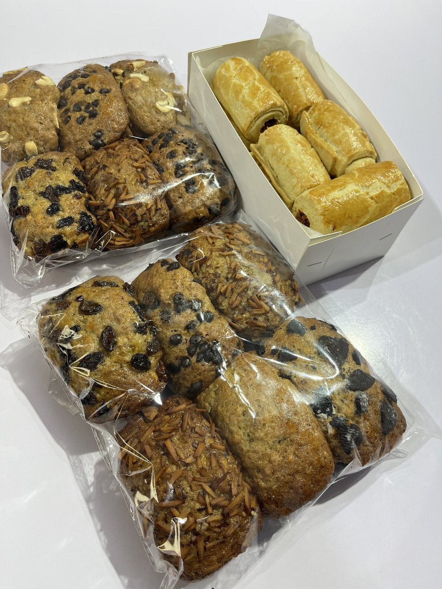 cakeyuwa_'s tweet photo. Banana bread X Fish roll.

📍Abuja https://t.co/Pvv9KOyvka