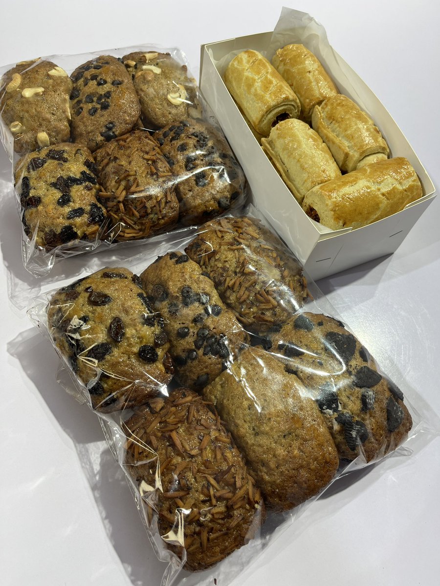 cakeyuwa_'s tweet photo. Banana bread X Fish roll.

📍Abuja https://t.co/Pvv9KOyvka