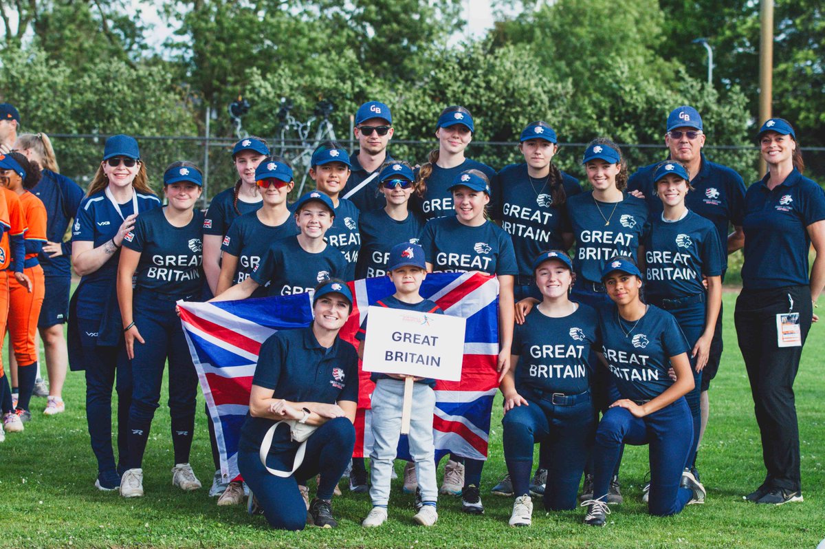 GBSoftballU18's tweet photo. After starting Group G with a tough defeat yesterday, the U15s bounced back in a big way - with an epic comeback win over Turkiye that saw GB overcome a 7 run deficit! https://t.co/kM4tWwXZHj
📷️ Eline Brandsma https://t.co/1LYb46RuKw