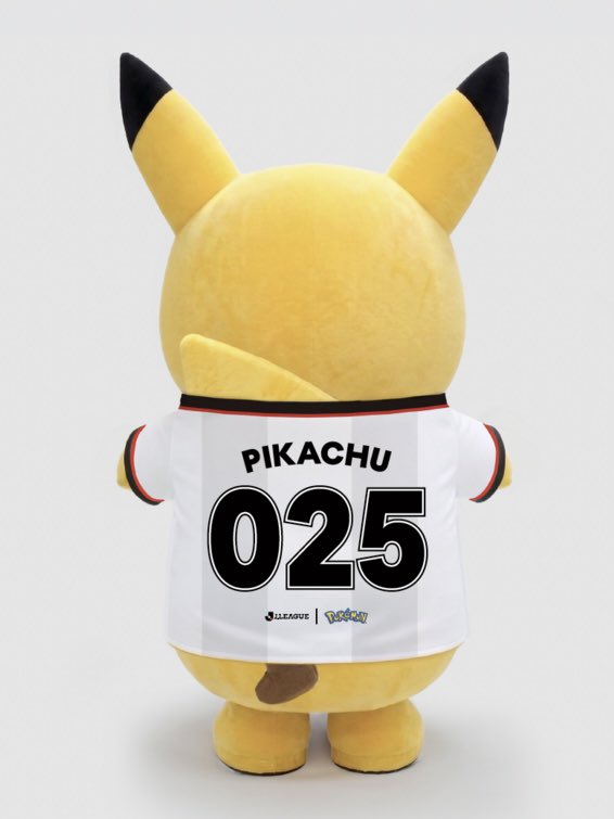 pikachu_pcn's tweet photo. Ｊリーグユニフォーム姿のピカチュウ

8/14（金）
柏レイソル戦『ポケモンＪリーグスペシャルフェス』イベント情報より

ピカチュウ・エースバーンと写真を撮ろう！（抽選制）
ポケモンフットダーツ
特大フォトスポット
ポケモンフォトパネル
スタジアムスタンプラリー など

↓詳細はリプ欄で https://t.co/cMGS6AVC9U
