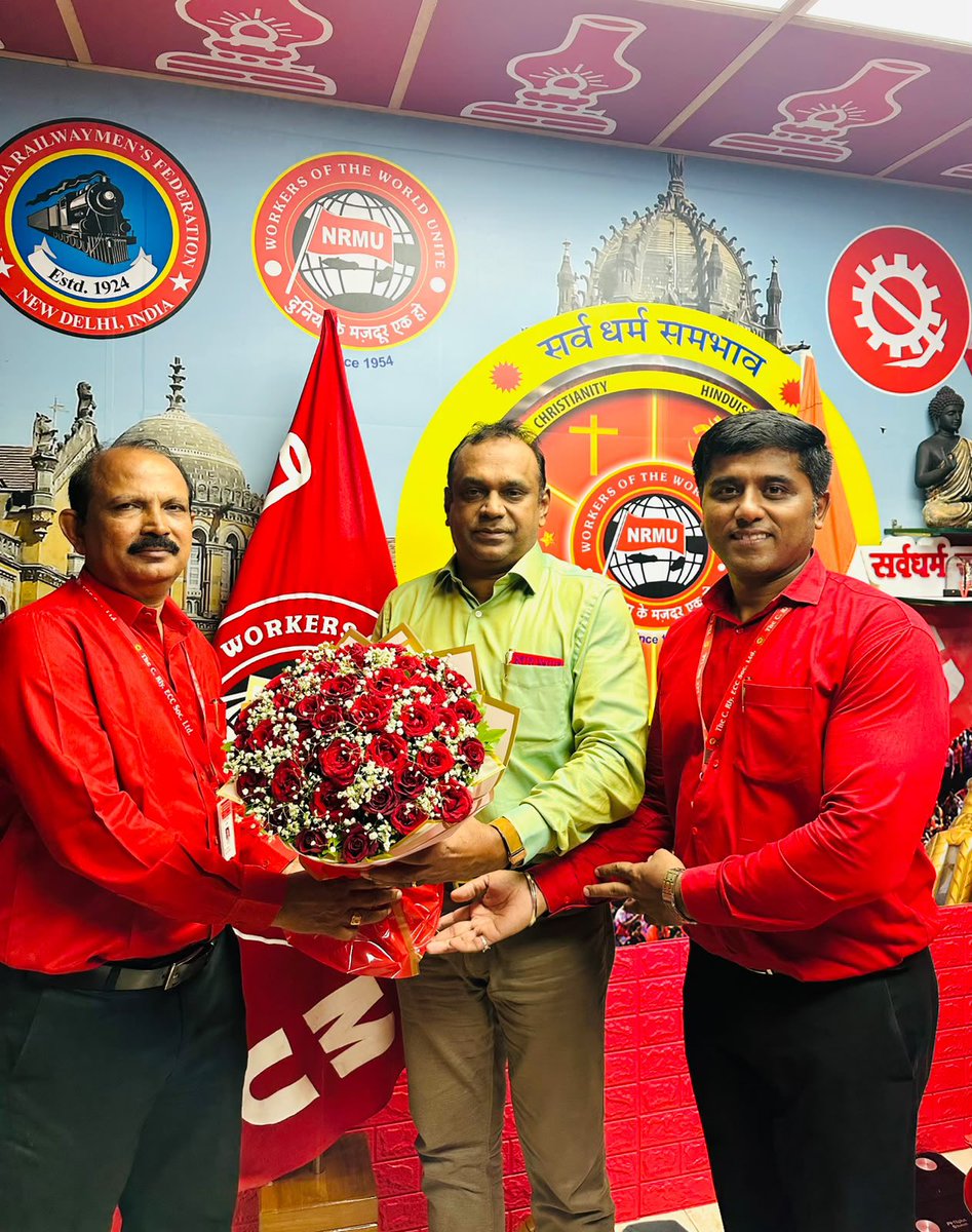 venupnair_nrmu's tweet photo. Today’s (30.07.2026) few captured glimpses from Matunga HQ at 14 hrs. ….🙏🏻🚩🚩🚩🚩 https://t.co/2fo9LLWfco