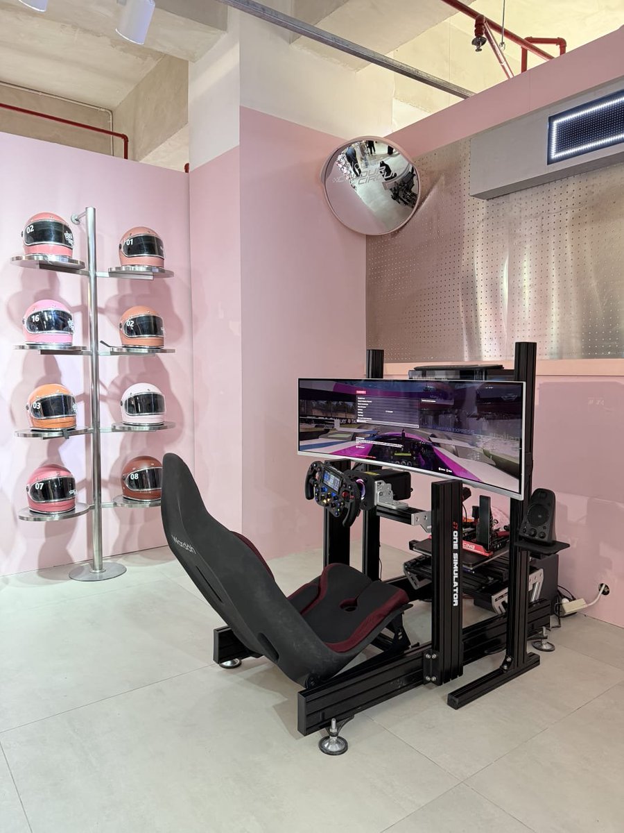 12flowwer's tweet photo. Gengs, Wardah bener-bener elevate the game. Nggak cuma jadi market-leading brand kecantikan halal di Indo, tapi mereka positioning diri sebagai tech-enabled dan personalized beauty ecosystem, ini next level banget. #BeautyPitStopWardah
 Wardah Color Circuit https://t.co/eWBPqGUwjT