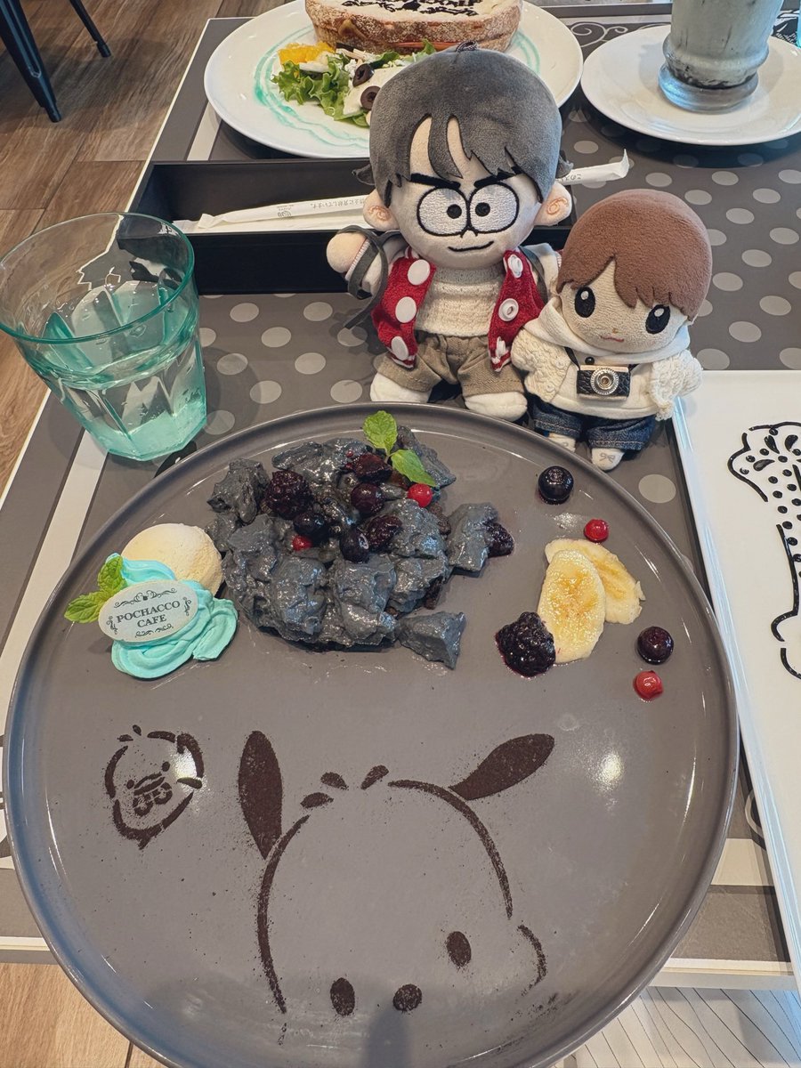 shr9mi's tweet photo. しの担のお友達とポチャッコカフェ🐶☕*°

可愛すぎてどうにかなるかと思った🤦‍♀️(なってた) https://t.co/qxkaYsIHHh