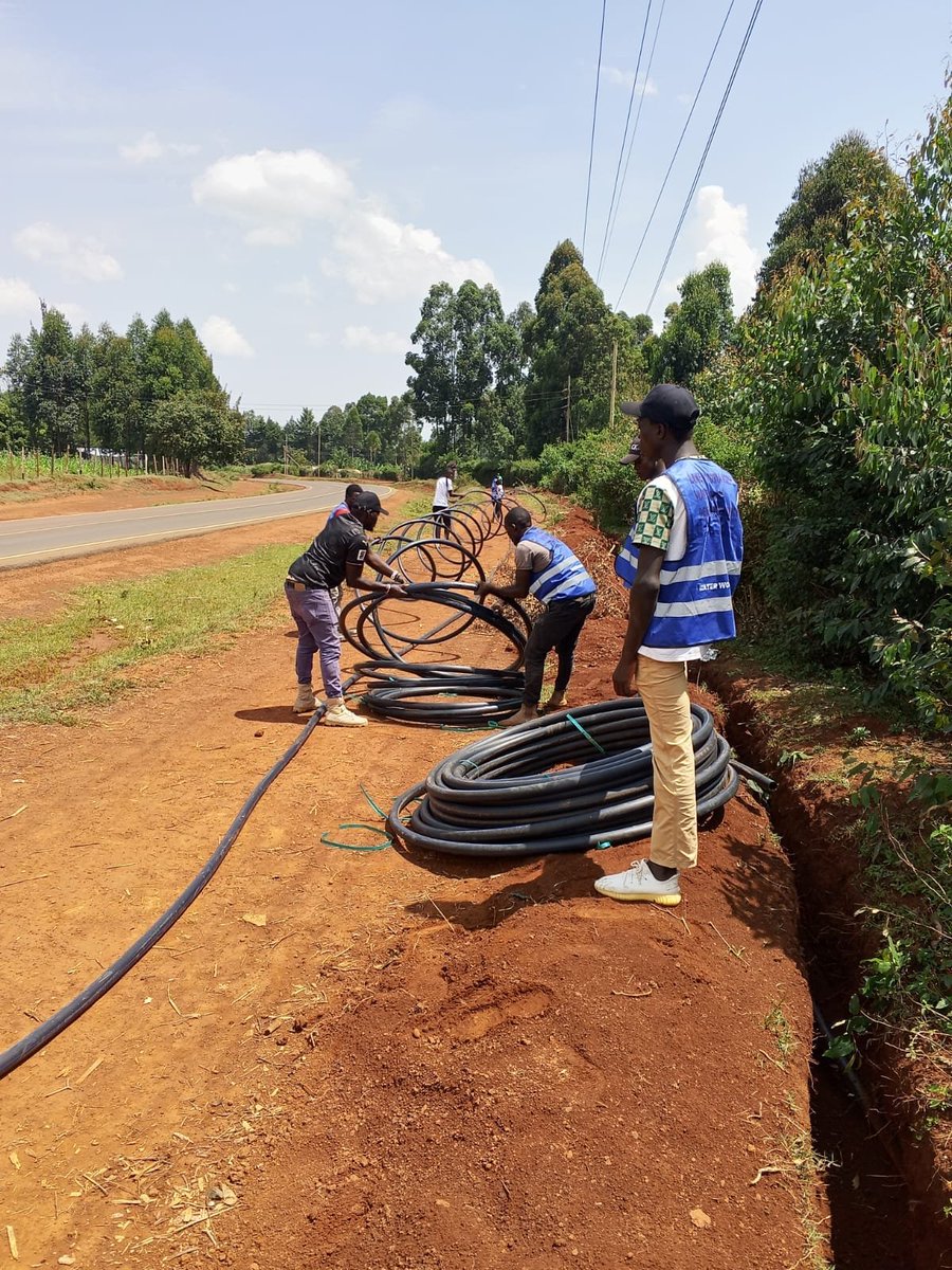 Nancywafula023's tweet photo. Pipes don’t hold press conferences.

But families in Soi-Lumino turning taps for the first time remember who planned every kilometer.

From river to home. No shortcuts.

That’s Joel Wamalwa’s Lake Victoria North Water Works Development Agency at work.

@StandardKenya https://t.co/JZx3fh7Ooh