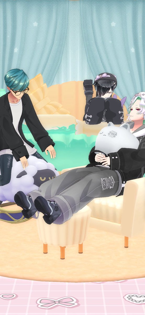 Amane_Reality_'s tweet photo. 二次会もしてました https://t.co/evtCOKg8B3