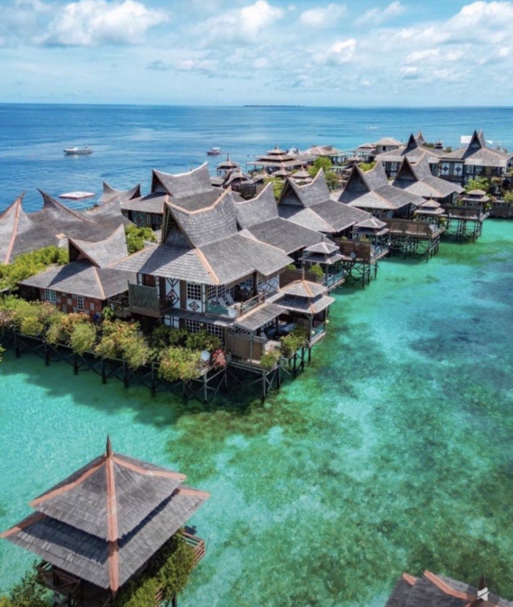 travelgirl_love's tweet photo. 【予算12万円】（3泊4日）

🇲🇾マレーシア・センポルナ

✈️約6〜8万
🏨約6,000円
🍽約3〜4万円

これ、モルディブの半額以下で行けるのやばすぎる。🏝️
透明度バグってるレベル。
観光地化してない“本物の楽園”。 https://t.co/D6Liu2ppTQ
