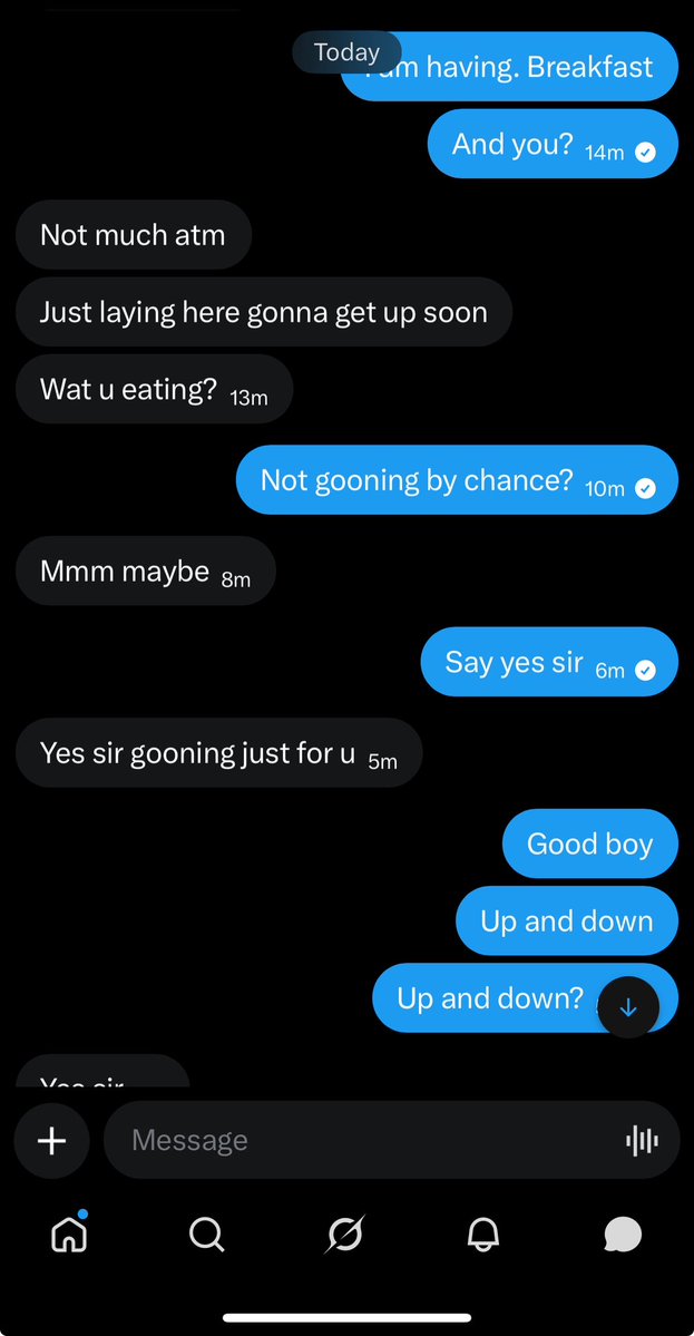 MasterTylerXXX's tweet photo. Who knew that just a simple message would go right to your penis. 

Haha, well, I guess I would. 

Message me. https://t.co/wy8s6687CR