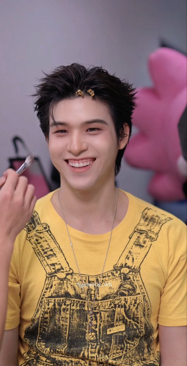 littlenuaa's tweet photo. สกายเลี้ยงกุมารรึเปล่า https://t.co/RJv1L0TtJt