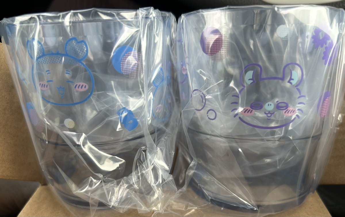 team24_eri's tweet photo. 【交換】ちいかわ　エニマイくじ　ちいかわと夏の思い出 

譲→レトロコップセット（モモンガ&amp;古本屋）

求→レトロコップセット（ちいかわ&amp;うさぎ）

郵送での交換希望です。
よろしくお願い致します🙇‍♀️ https://t.co/WVzKZaqvop