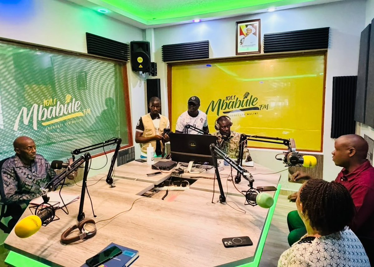 BalaamBarugahar's tweet photo. Arrived in Sembabule for the Clean-Up, Expose the Corrupt, and Accountability Inspection campaign.

I had the pleasure of appearing on @Mbabulefm101 FM, graciously hosted by my esteemed colleague and Minister-designate, Hon. @SMusherure .

We were joined by Hon. General Rwashande, Hon. Nambazira, the Mayor of Sembabule, and other leaders.

Together, we reaffirmed our commitment to promoting transparency, accountability, and improved service delivery for the people of Sembabule and Uganda at large.