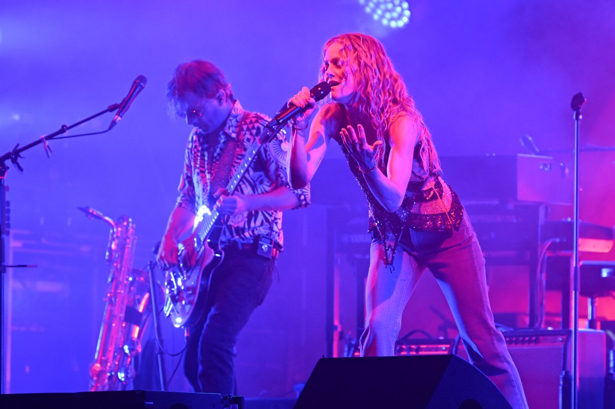 VilledAjaccio's tweet photo. ✨Vanessa Paradis a fait vibrer le Théâtre de Verdure du Casone hier soir pour l'Aiò Festival. 
Ce soir, c'est au tour d'Héléna de monter sur scène ! https://t.co/JA5ztnBRyU