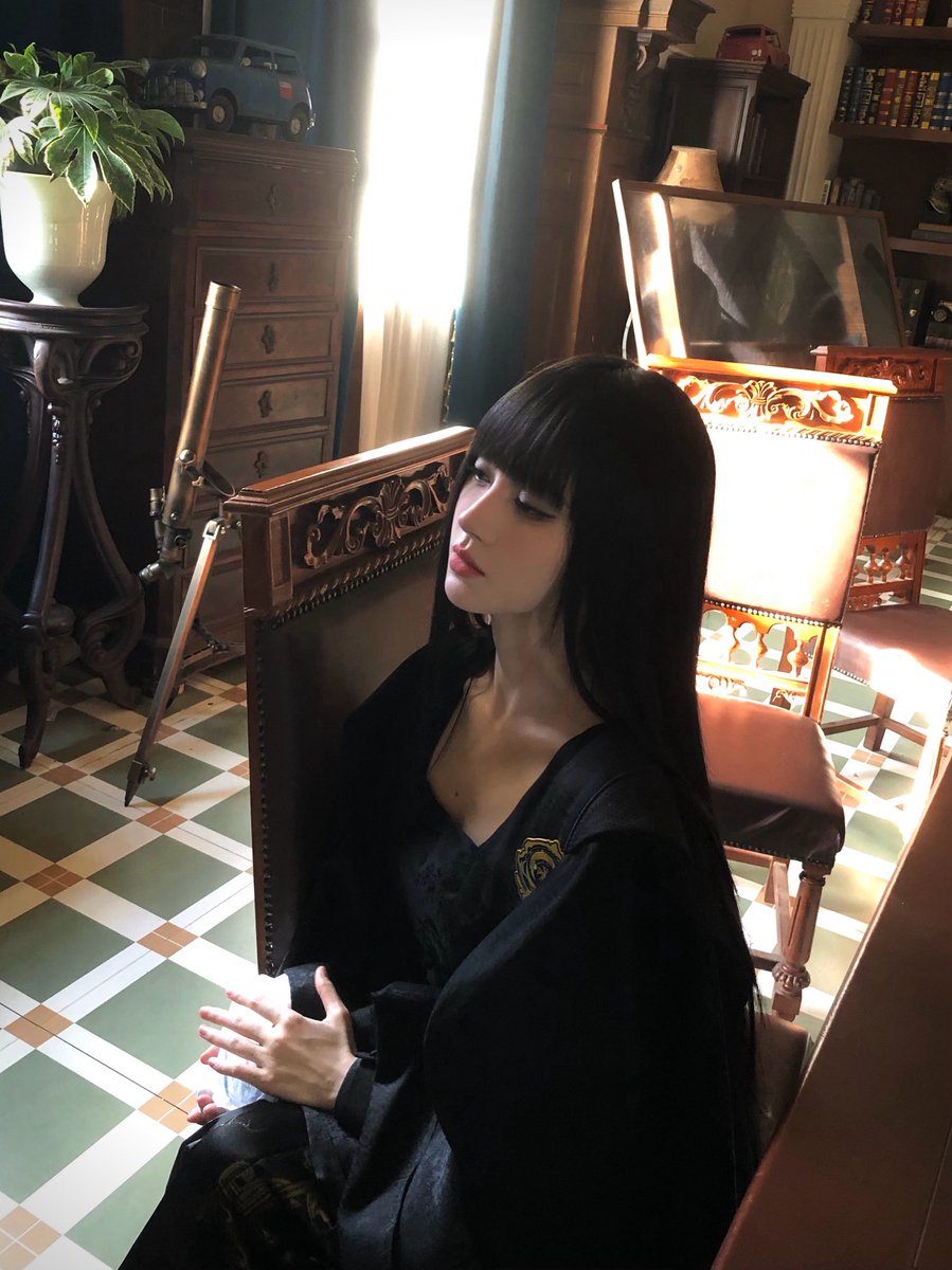 lovx4vr's tweet photo. 쥐징이 진짜 토미에 실사판이잖아… https://t.co/Y0sk9f60ne