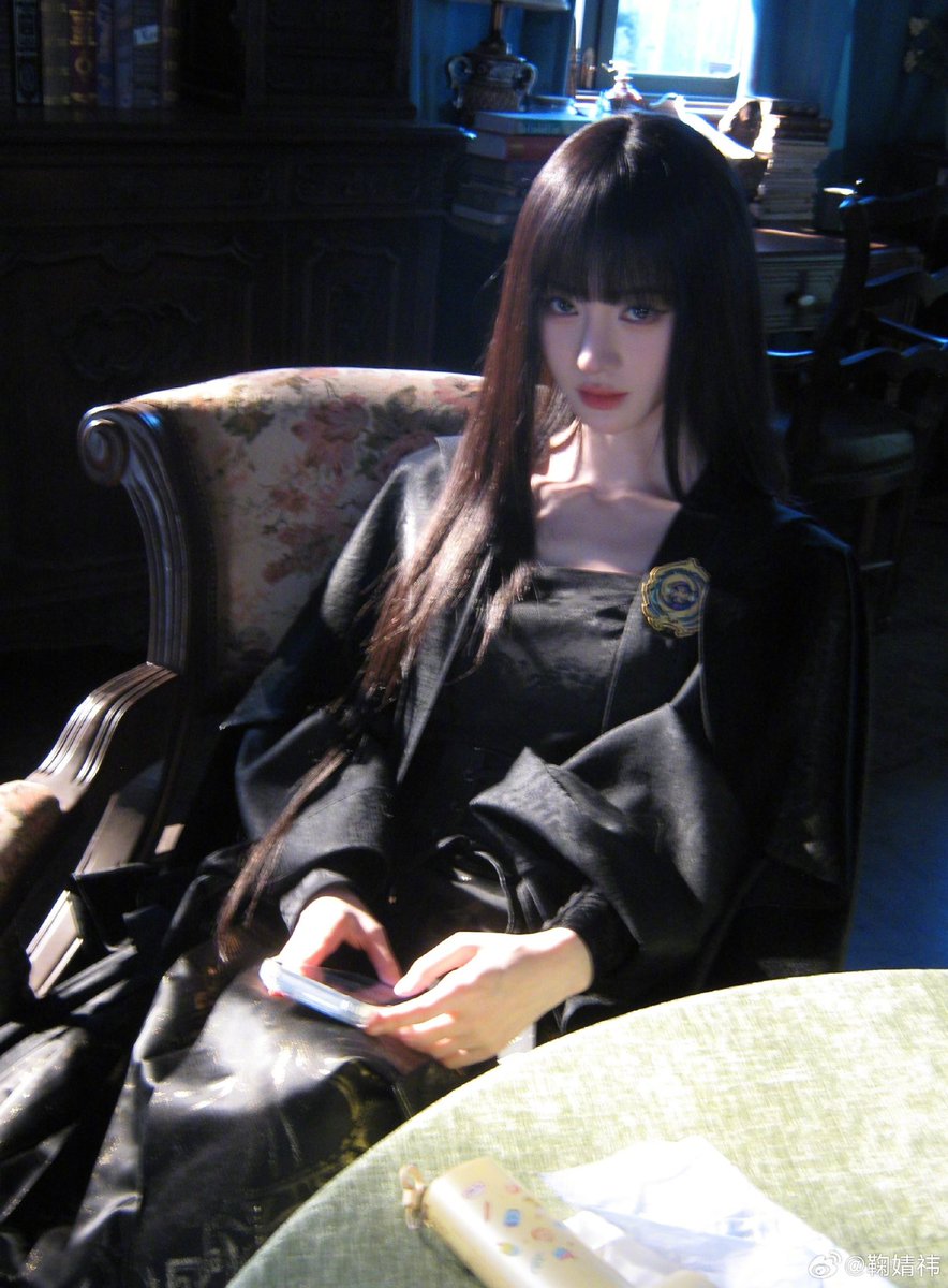 lovx4vr's tweet photo. 쥐징이 진짜 토미에 실사판이잖아… https://t.co/Y0sk9f60ne