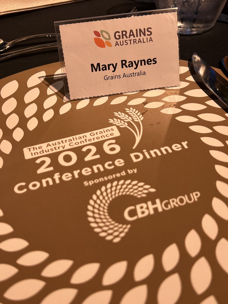 Mary_Raynes's tweet photo. Great to celebrate another successful #AGIC with @GrainTradeAus https://t.co/IvRP7QkP8R