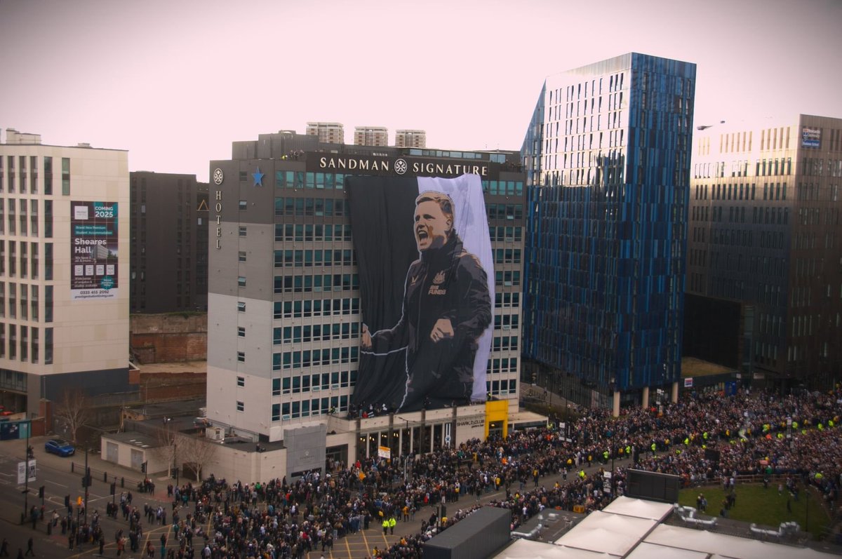 Tenno98's tweet photo. Shocking news with Eddie Howe. 

I understand why he left, though the club should've let him go earlier with the heat from end of season.

Overall, I believe right decision, but hurts to say that.

Thank you Eddie Howe for the trophy win and for your 5 years and good luck.

#NUFC https://t.co/JLD5diKXDj