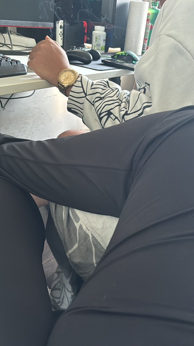 SnisaNicki07's tweet photo. I know you’re a pathetic creep for girls who would never look your way.

That’s why you spend every day stroking and every cent trying to get even a tiny bit of attention.

Keep it up loser 😭

findom paypig femdom #findom https://t.co/OpEWO1nlPZ