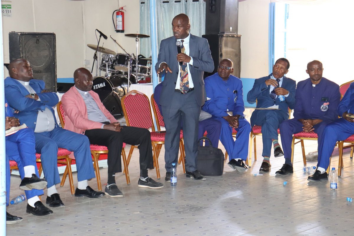 Mmutetei's tweet photo. A rewarding Sunday spent benchmarking with the AIC Umoja Christian Men Fellowship alongside over 25 men from AIC Kitui Township.

Inspired by their intentional discipleship, humility and commitment to God's Word. Highlights included 80+ graduates, 11 teachers, 120+ students, online classes with AIC Namelok, and powerful testimonies of transformed families.

We also prayed for their new sanctuary under construction.

Thank you, AIC Umoja. Iron sharpens iron. 

#ChristianLeadership #Discipleship #CMF