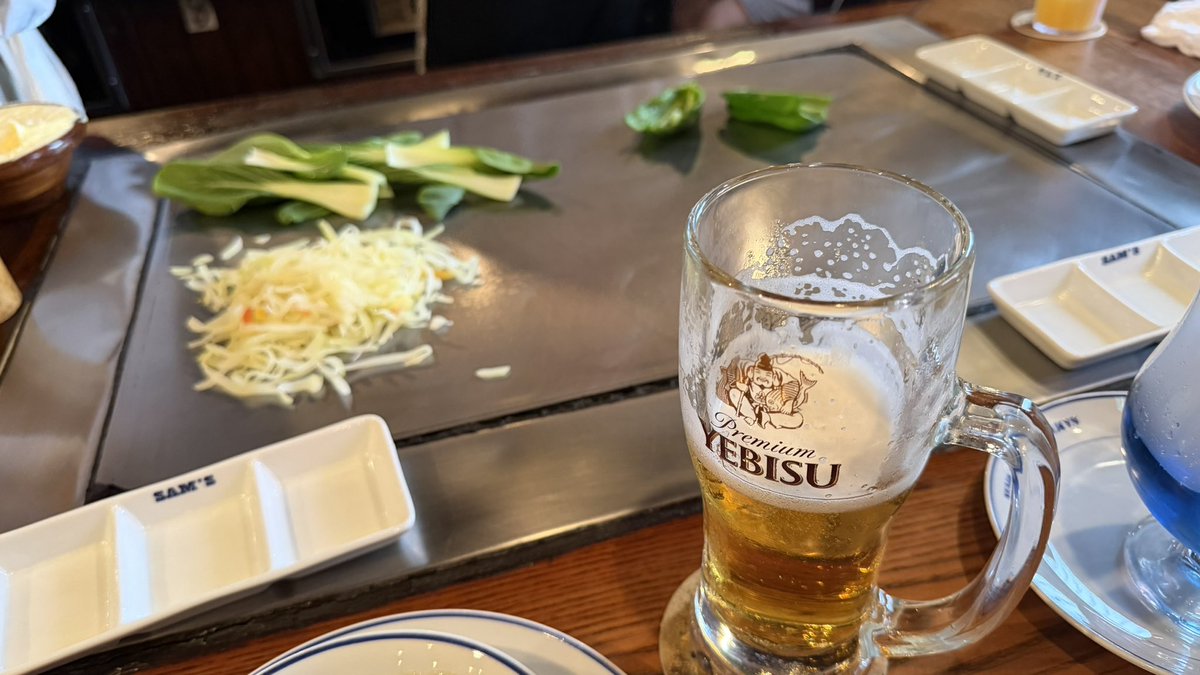 sss31584's tweet photo. 沖縄5日目夜
那覇で肉😋🥩🍻
#ツイッター晩酌部 https://t.co/uvmlponj7T