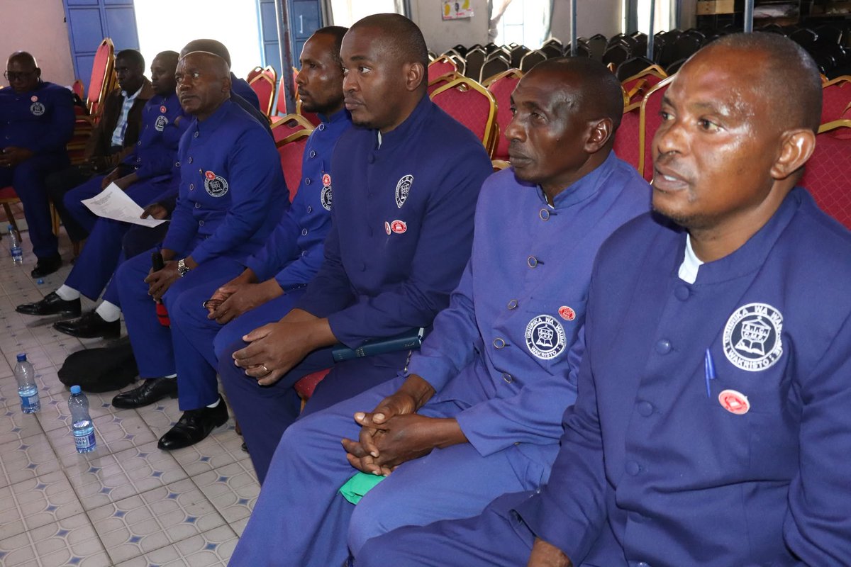 Mmutetei's tweet photo. A rewarding Sunday spent benchmarking with the AIC Umoja Christian Men Fellowship alongside over 25 men from AIC Kitui Township.

Inspired by their intentional discipleship, humility and commitment to God's Word. Highlights included 80+ graduates, 11 teachers, 120+ students, online classes with AIC Namelok, and powerful testimonies of transformed families.

We also prayed for their new sanctuary under construction.

Thank you, AIC Umoja. Iron sharpens iron. 

#ChristianLeadership #Discipleship #CMF