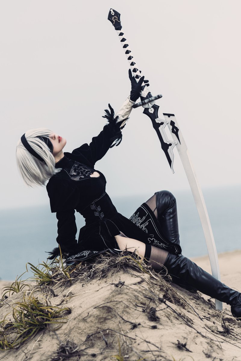 AKIOcom's tweet photo. 『A Prayer Left in the [D]unes』

2B: @riri_morayeel 

#ラグコス #ラグコス2026 https://t.co/7FLLzajqc0