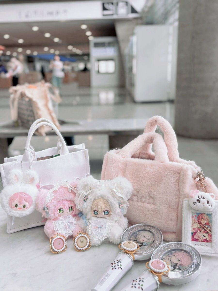 e1luvsn__'s tweet photo. 𝓶𝓮𝓭𝓲𝓪🎀🎶 https://t.co/Hpb3KMaP4P
