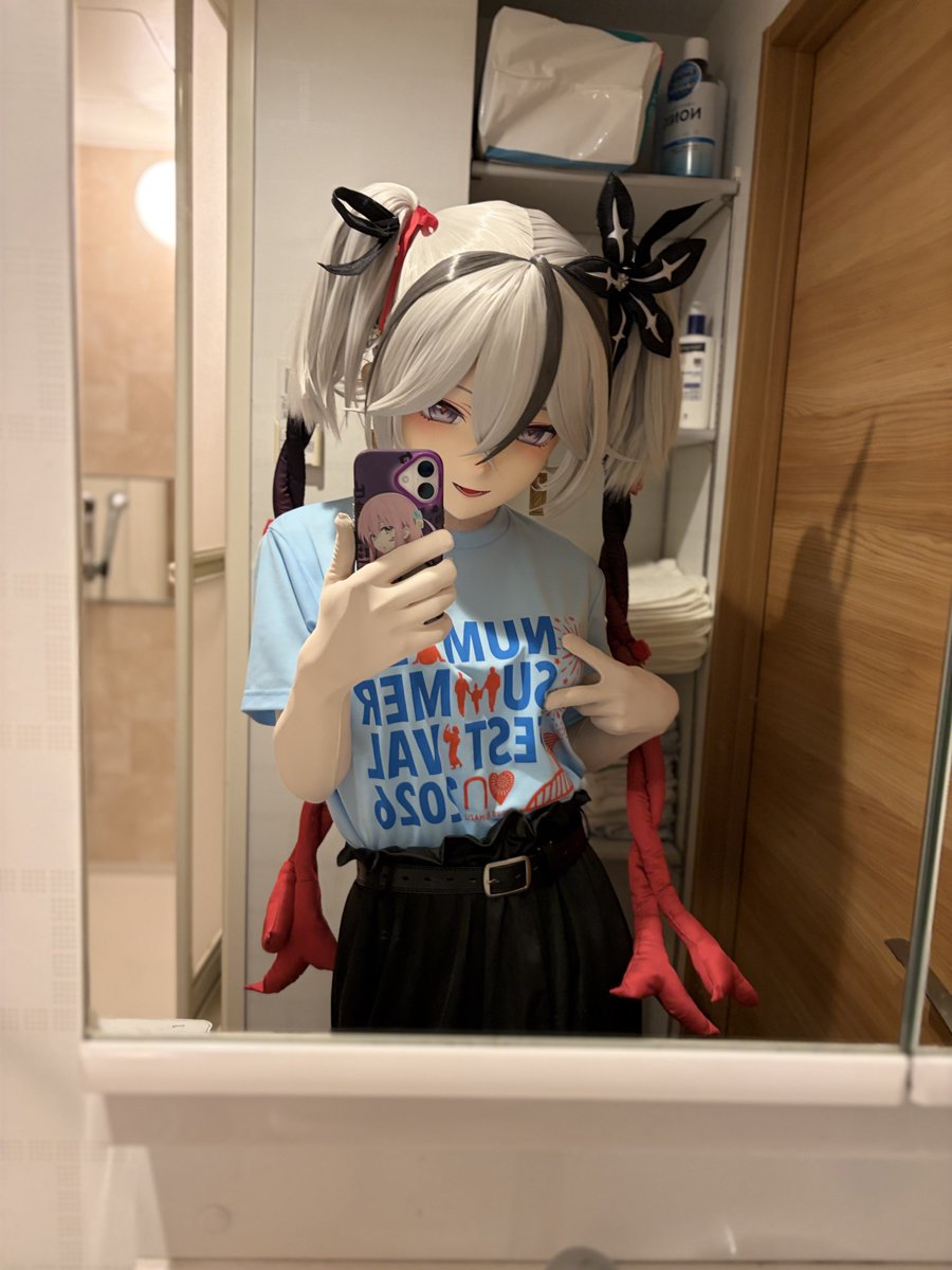 noue_kig's tweet photo. 先日沼津行きました
Tシャツを普段着として汚してしまう前に撮影📷 https://t.co/MZTKyvjat6