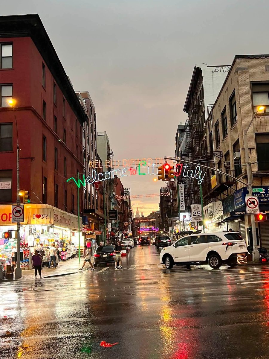 ScopeWorldX's tweet photo. New York City ☔️🌧️❤️🇺🇸 https://t.co/Ix7mBggFye