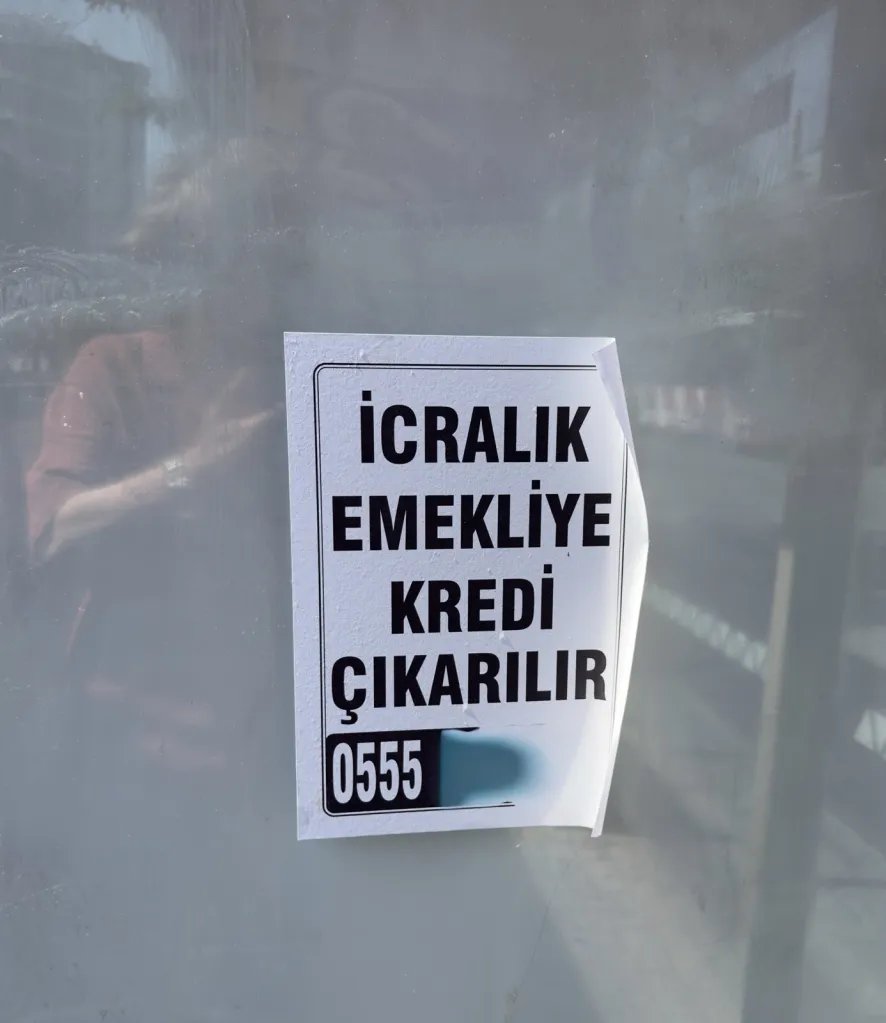 Ben_Anadoluu's tweet photo. @doganalpdemir Zengini daha zengin, fakiri daha fakir yapan
AKP ekonomisinin acı sonuçları... https://t.co/gGy6KhLnLf
