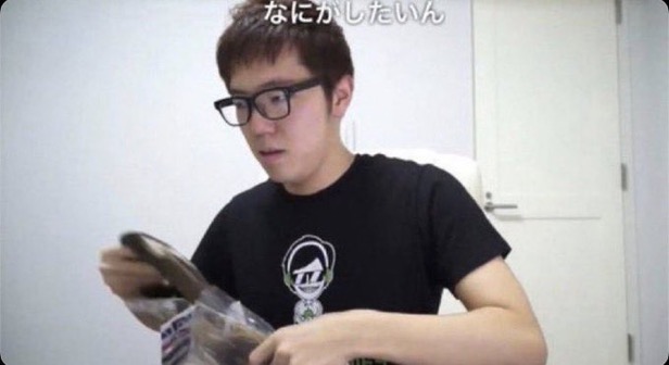 hikamer_tor's tweet photo. この画像の元動画教えてください https://t.co/59JXSkj3Pa